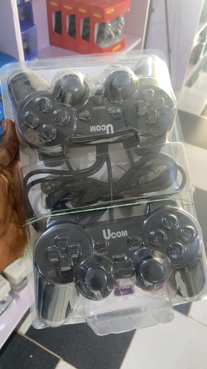U.com Double Wired Game Pad
