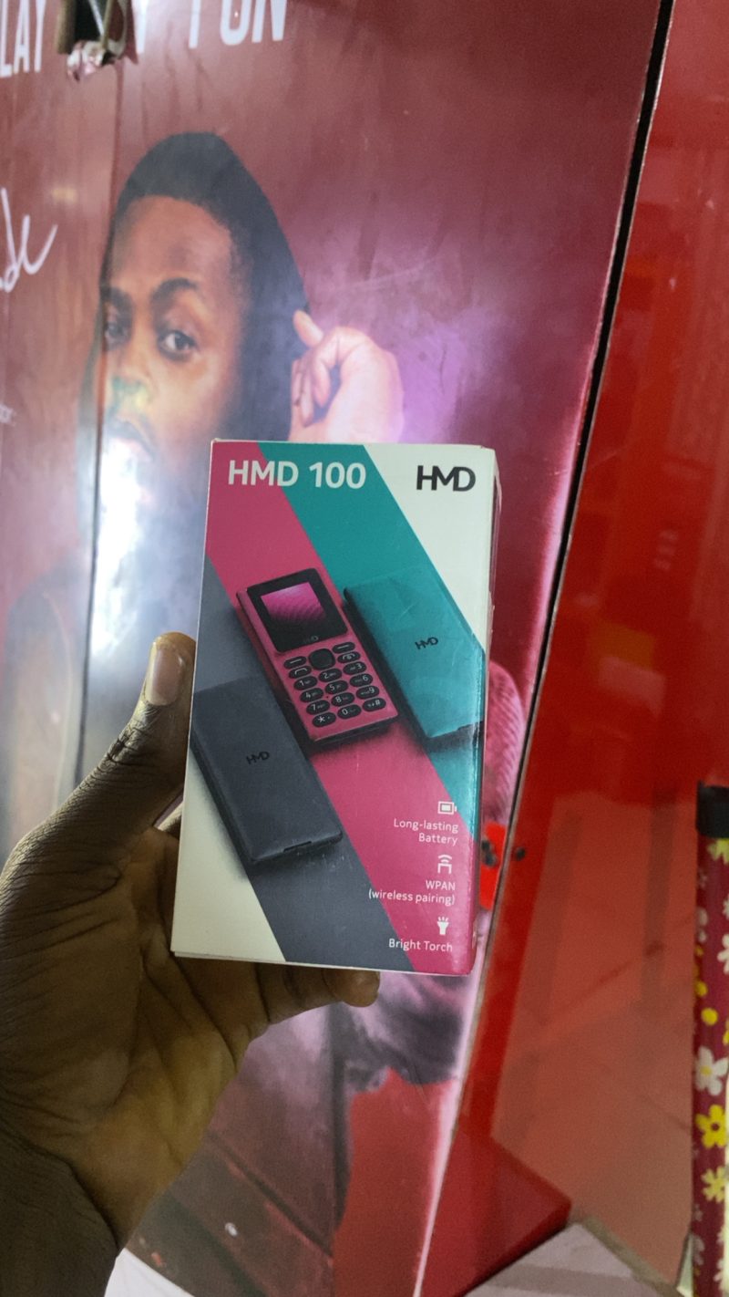HMD 100 Dual Sim
